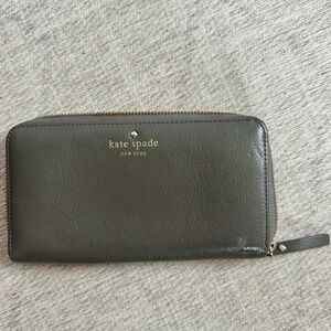 Kate Spade Cobble Hill Wallet - Gray